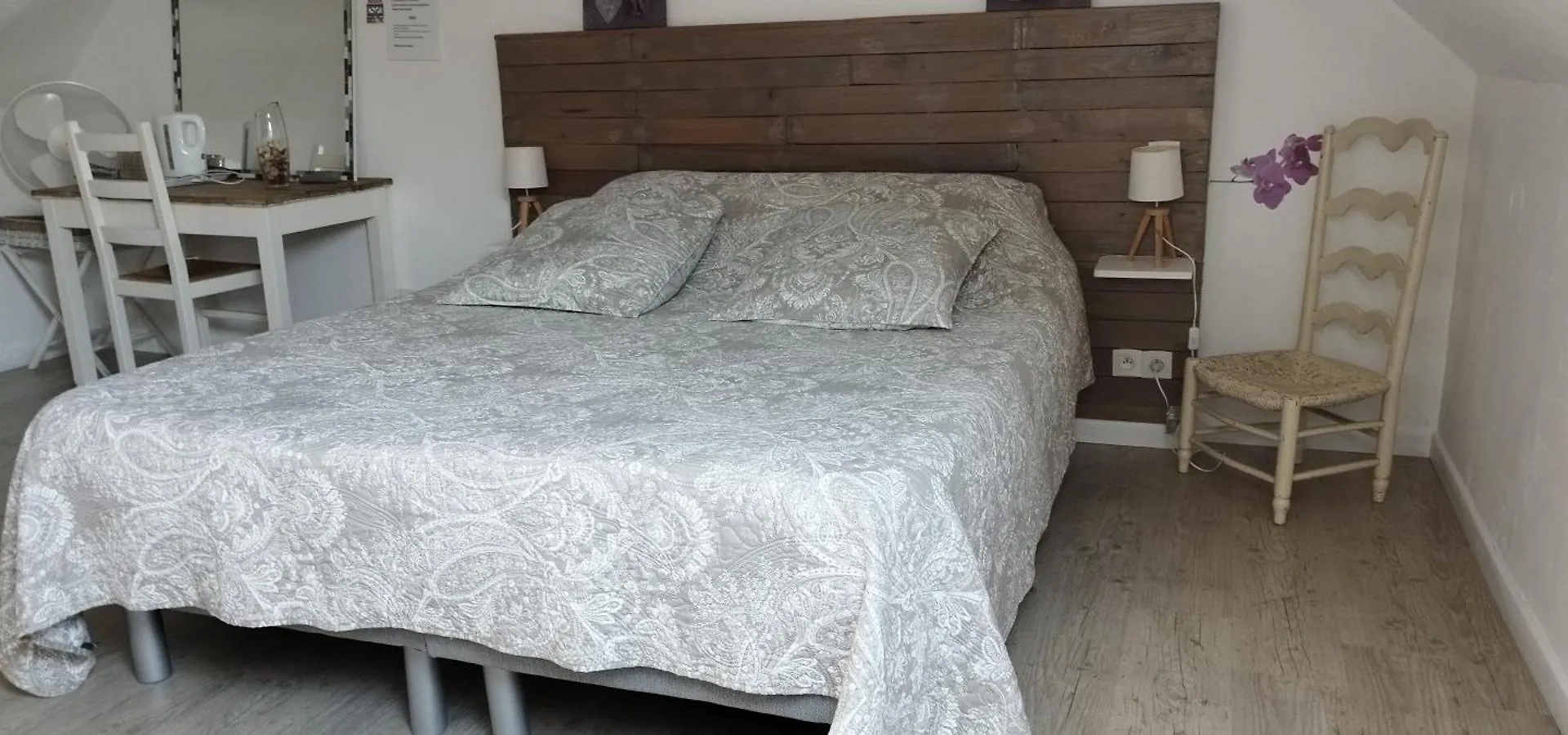 Au Ker Lauriers Chambres Et Table D Hotes Saint-Denoual