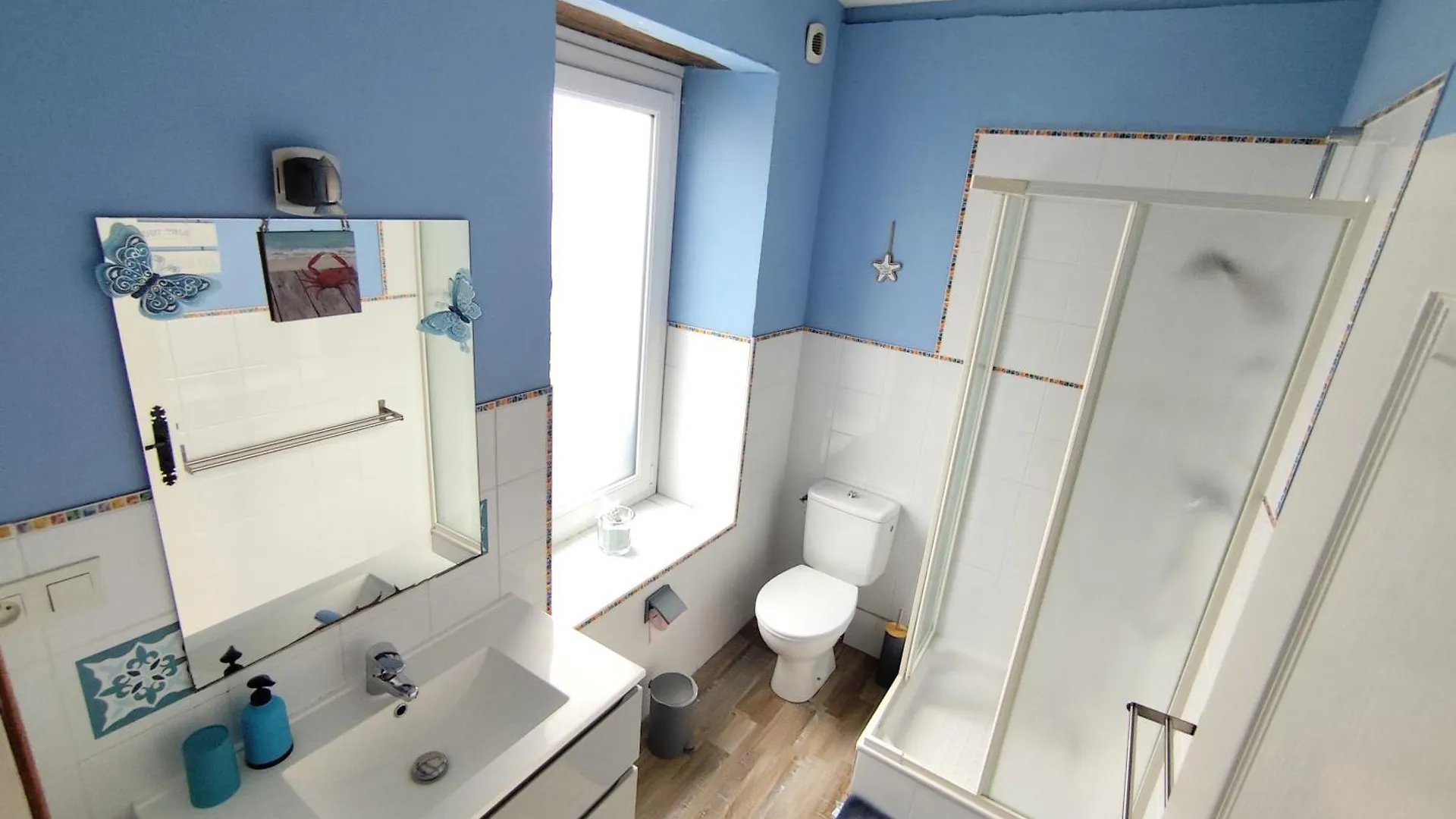 Au Ker Lauriers Chambres Et Table D Hotes Saint-Denoual Bed & Breakfast